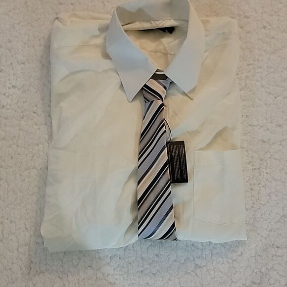 🆕️👔Vittorino Mens Dress Shirt And Tie Set - Picture 1 of 4